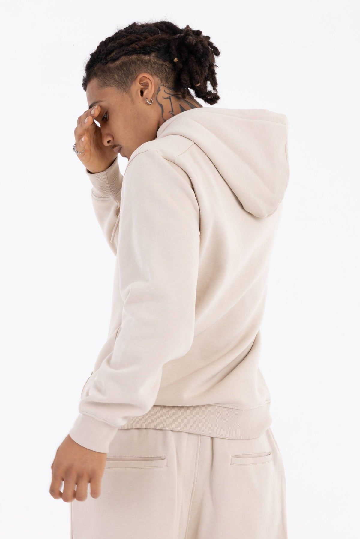 beige