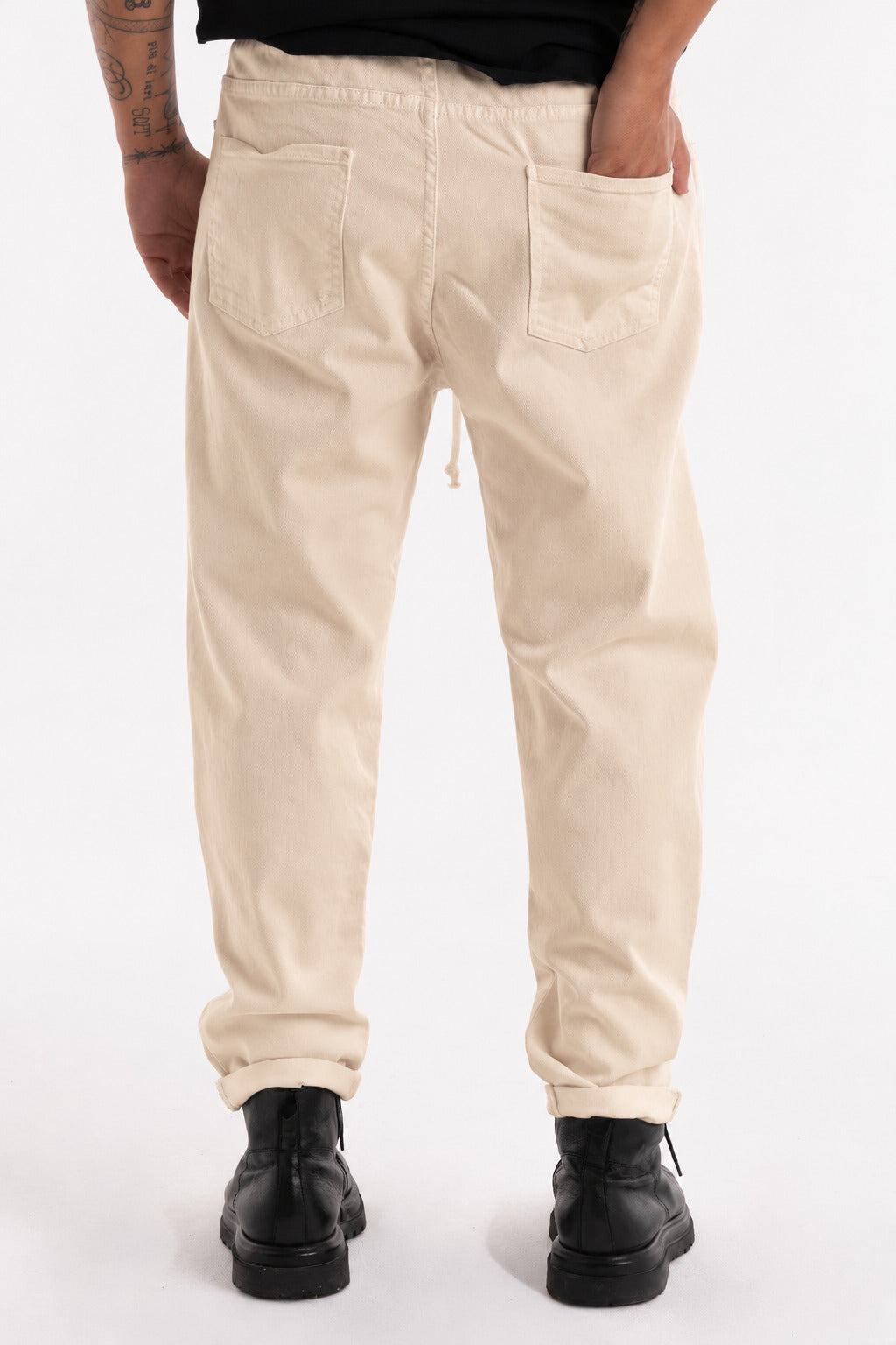 beige