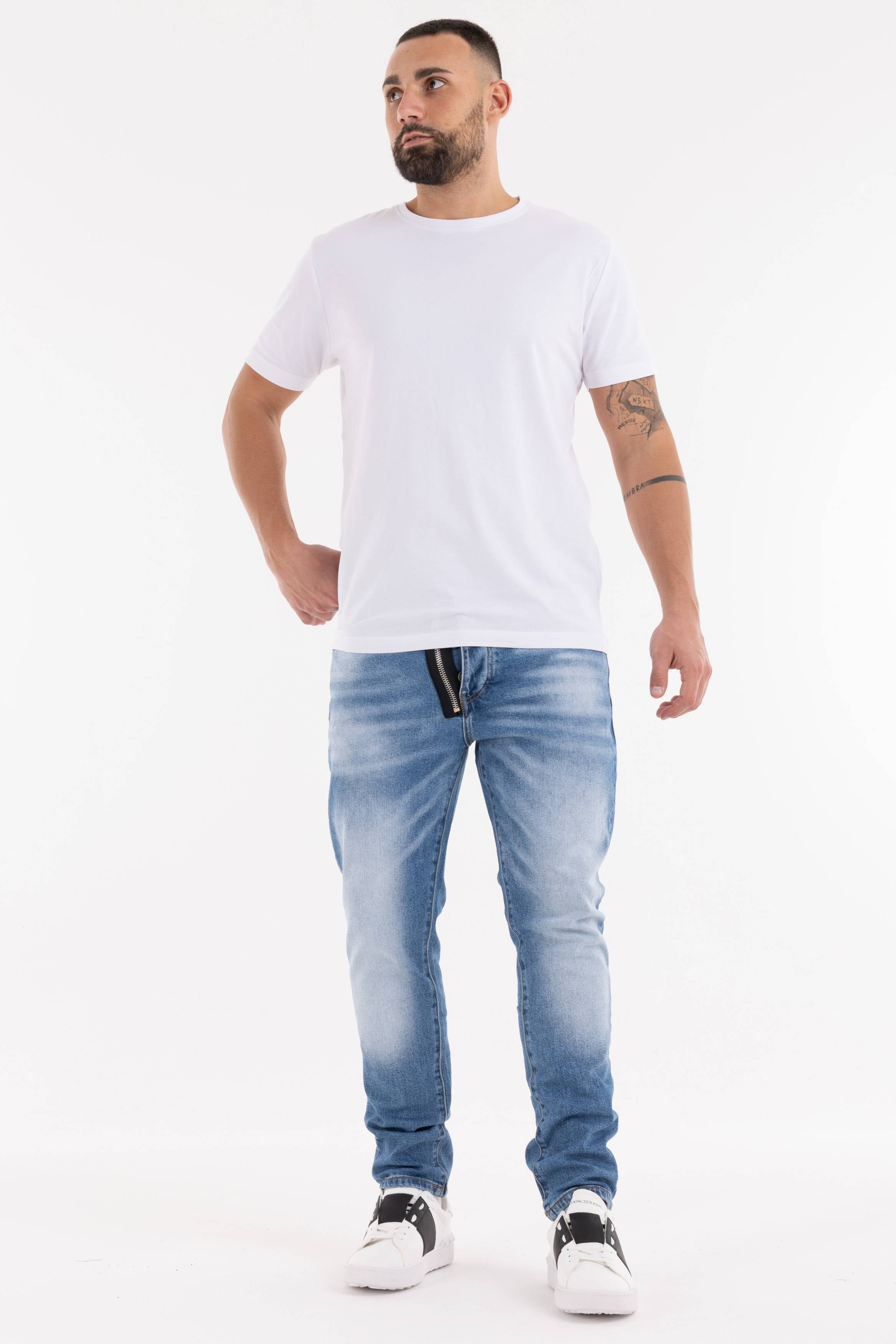 Immagine 5 per PRIPJE-AK0040