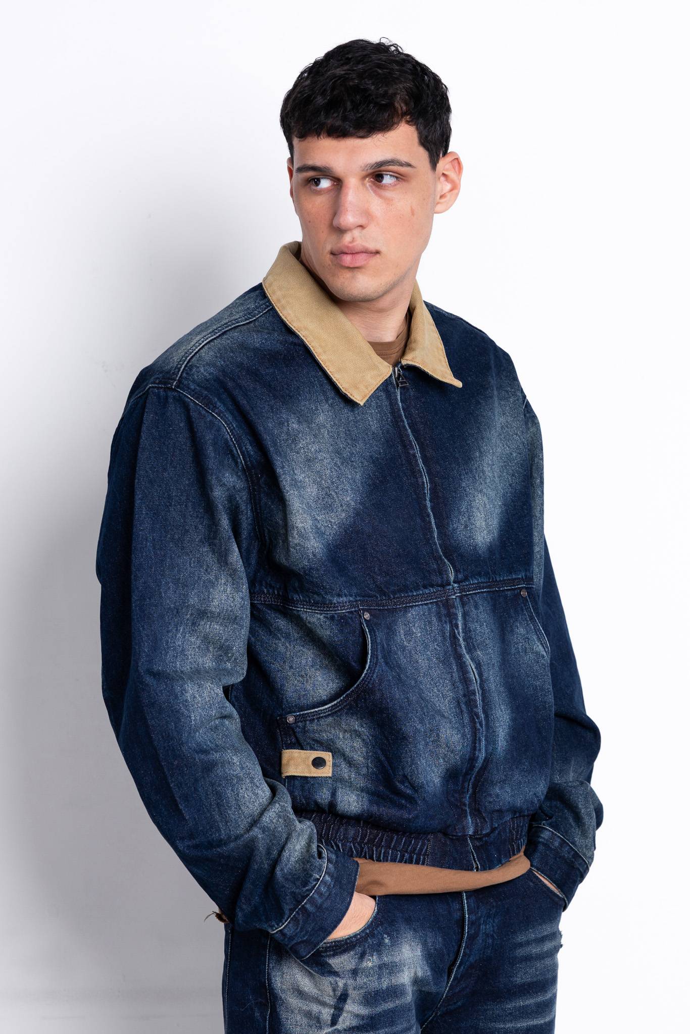 Immagine 2 per PRIJC820405