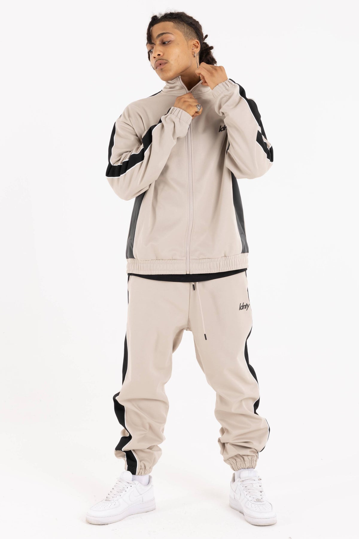 beige